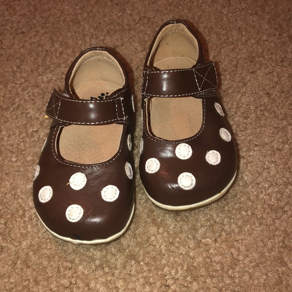 Slide on shoe
